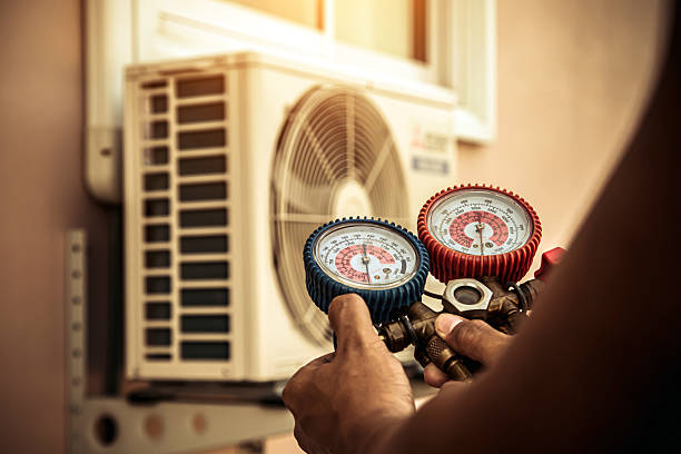 Professional Ac Installation technician working in Stoughton, MA